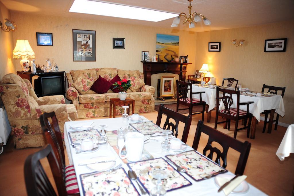 The Mill Bar Bed & Breakfast Атлоун Екстериор снимка